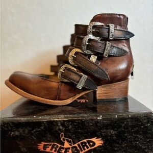 Freebird Scarlett Ankle Booties 🤎